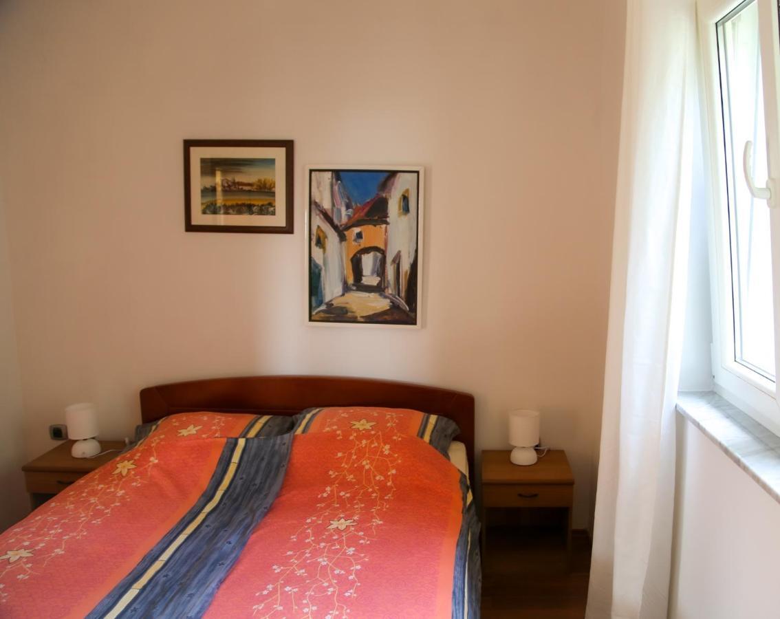 Apartment G&S Jadranovo Buitenkant foto